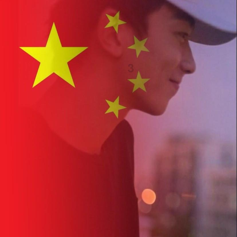 动漫少女DIY冰淇淋